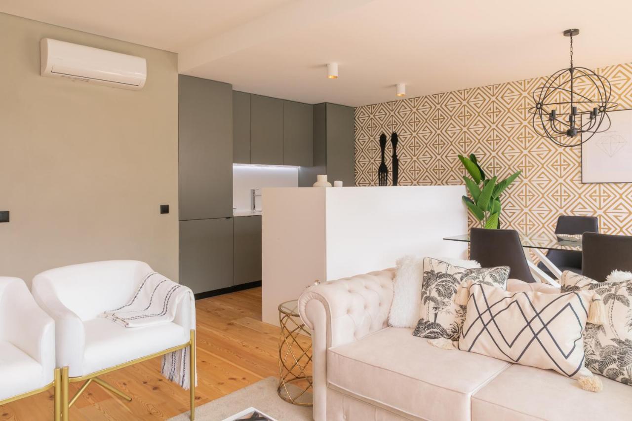 Appartamento Oporto Diamond Luxe & Terrace Esterno foto