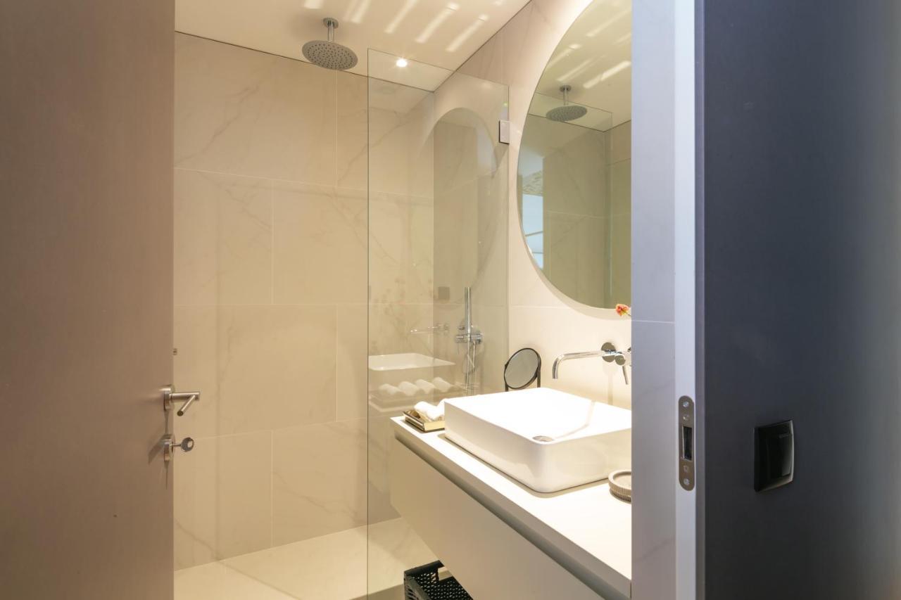 Appartamento Oporto Diamond Luxe & Terrace Esterno foto